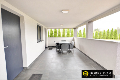 Dom 304m2 Ostrowie — zdjęcie 24 z 26