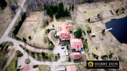 Dom 698m2 Suwałki — zdjęcie od frontu