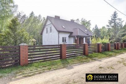 Dom 250m2 Pańki — zdjęcie od frontu