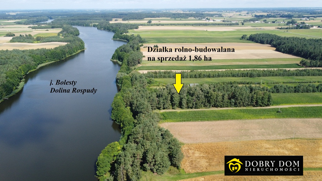 Duża działka budowlana z prywatną linią brzegową