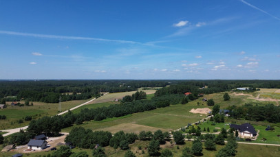 Działka 3002m2 Chraboły — zdjęcie od frontu